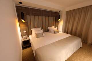 Курортные отели Premium Wellness Institute Бухарест Улучшенный двухместный номер с 1 кроватью-4